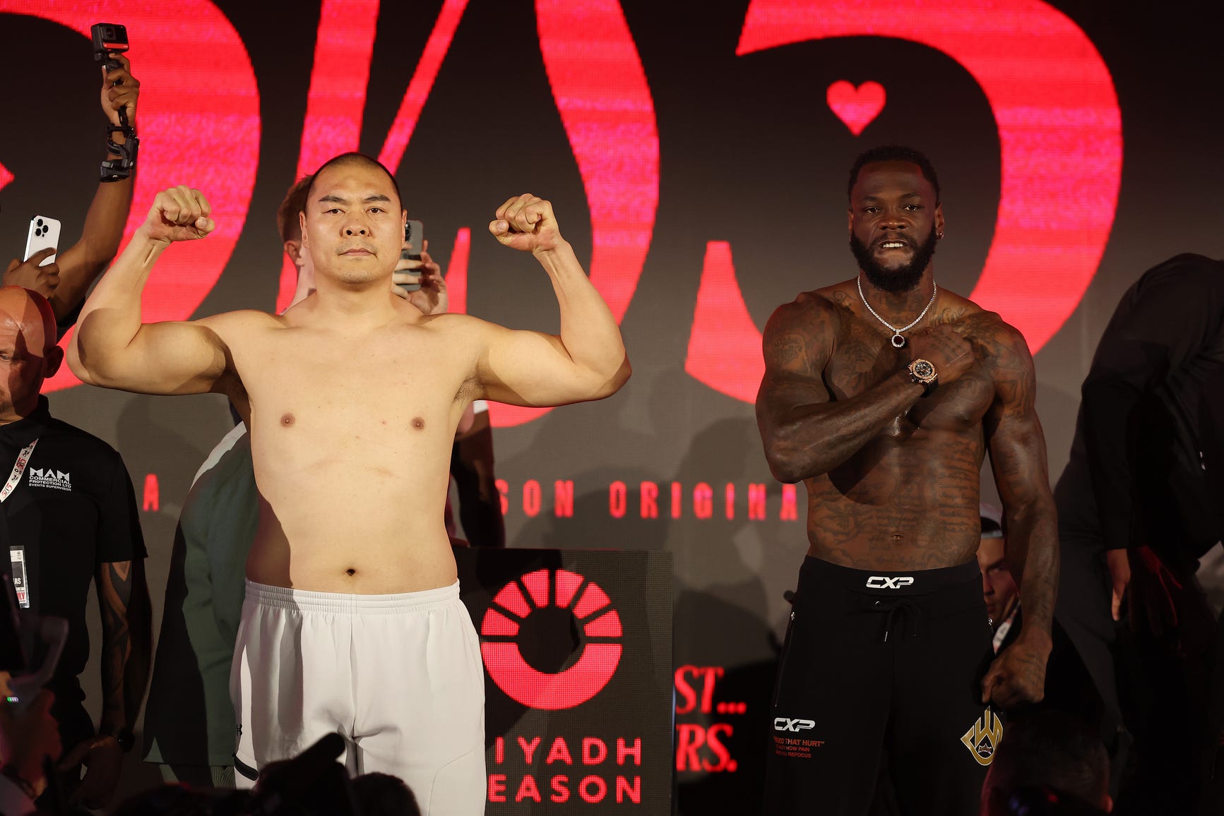 Wilder vs Zhang: Who Will Dominate in the Heavyweight Showdown?