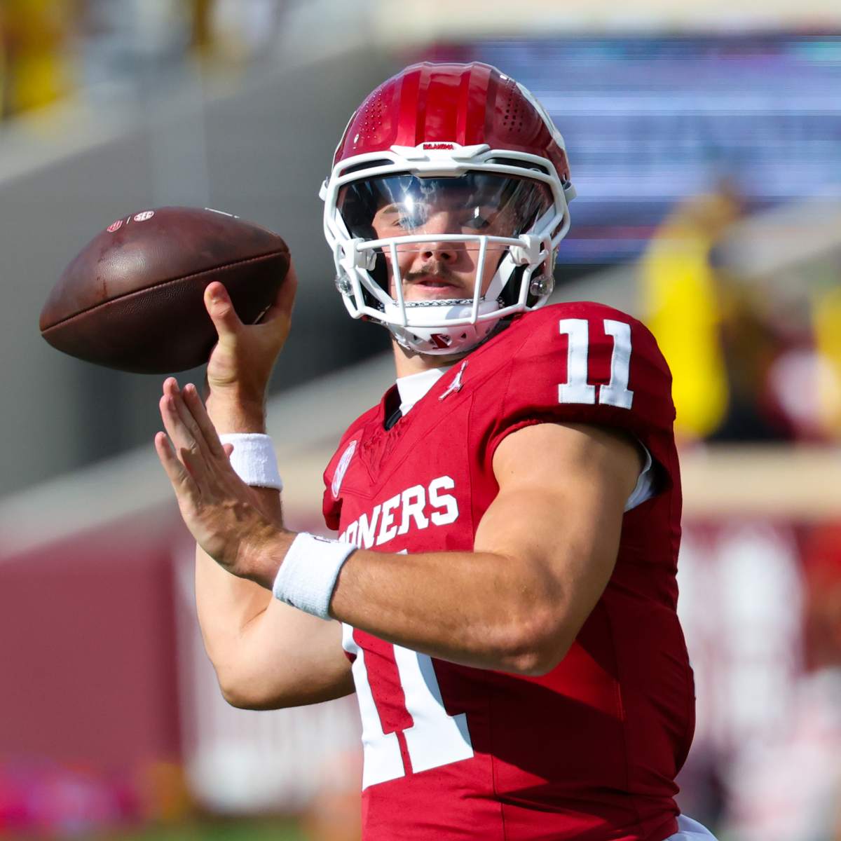 Jackson Arnold: Oklahoma Sooners Rising Star Quarterback for 2024 Season