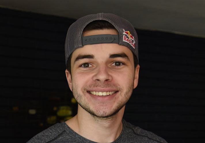 Nadeshot Net Worth Revealed: The Fortune of 100 Thieves Founder