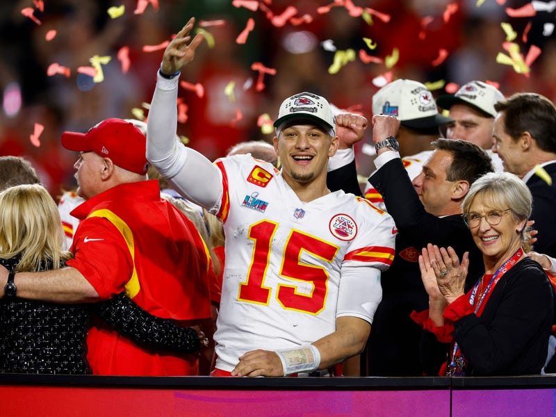 Patrick Mahomes Net Worth: How the Chiefs QB Built His $90 Million Fortune