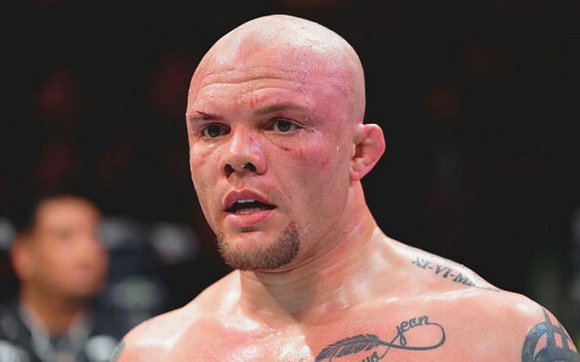 Anthony Smith Net Worth: Everything You Need to Know About His Fortune.